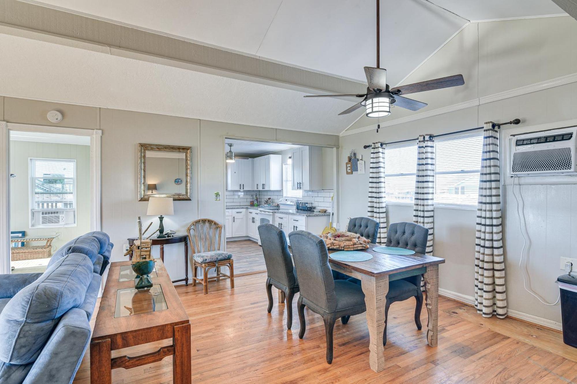 Second-Row Surfside Beach House Newly Renovated! Exterior foto