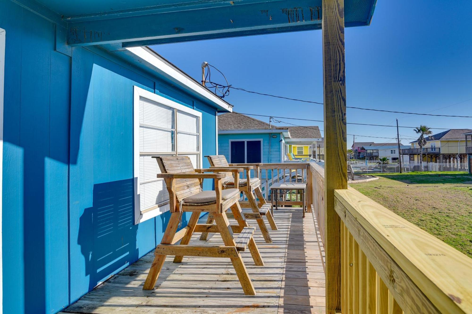 Second-Row Surfside Beach House Newly Renovated! Exterior foto